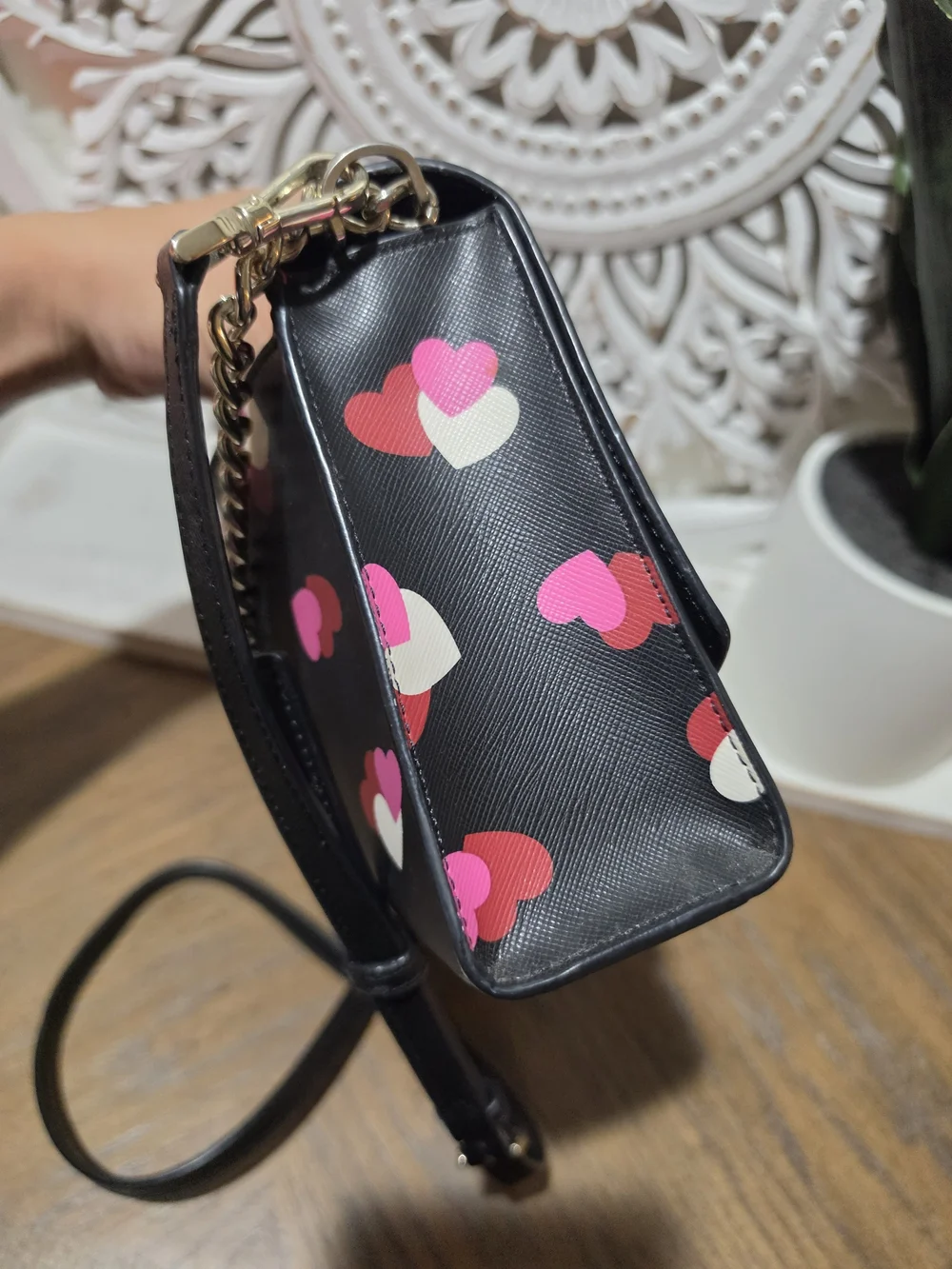 Kate Spade New York Heart Print Crossbody Purse | Black Multi | Gold Chain Strap